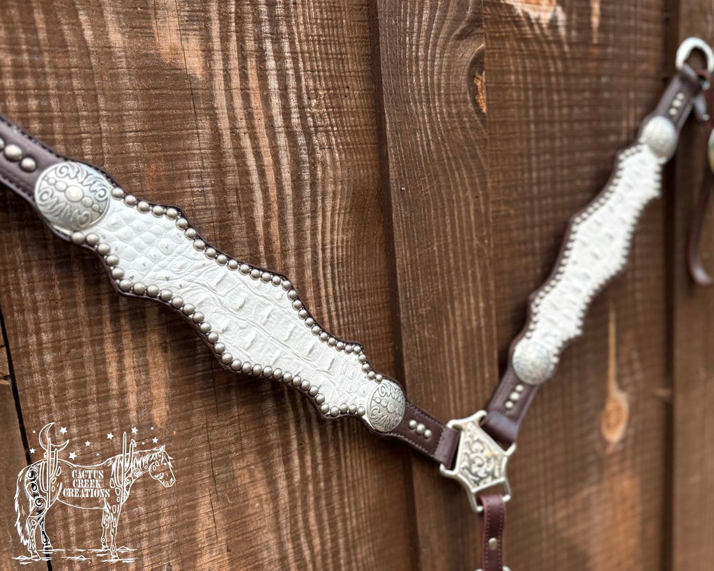 White/Silver Croc Breastcollar