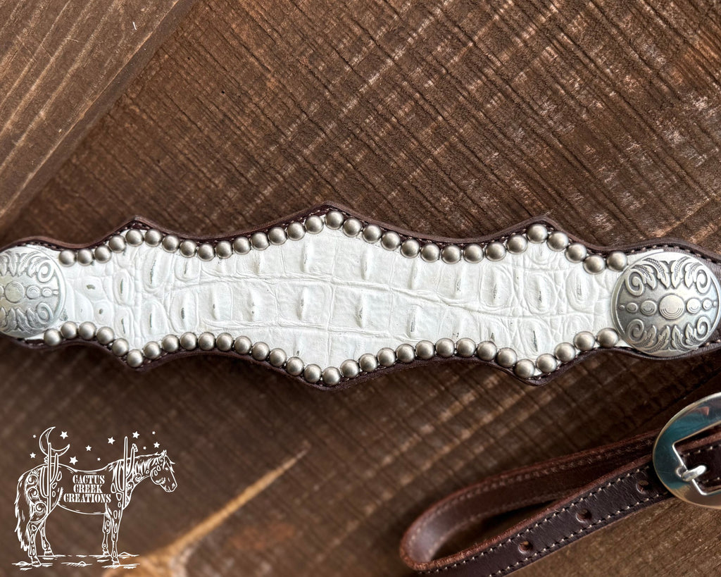 White/Silver Croc Breastcollar